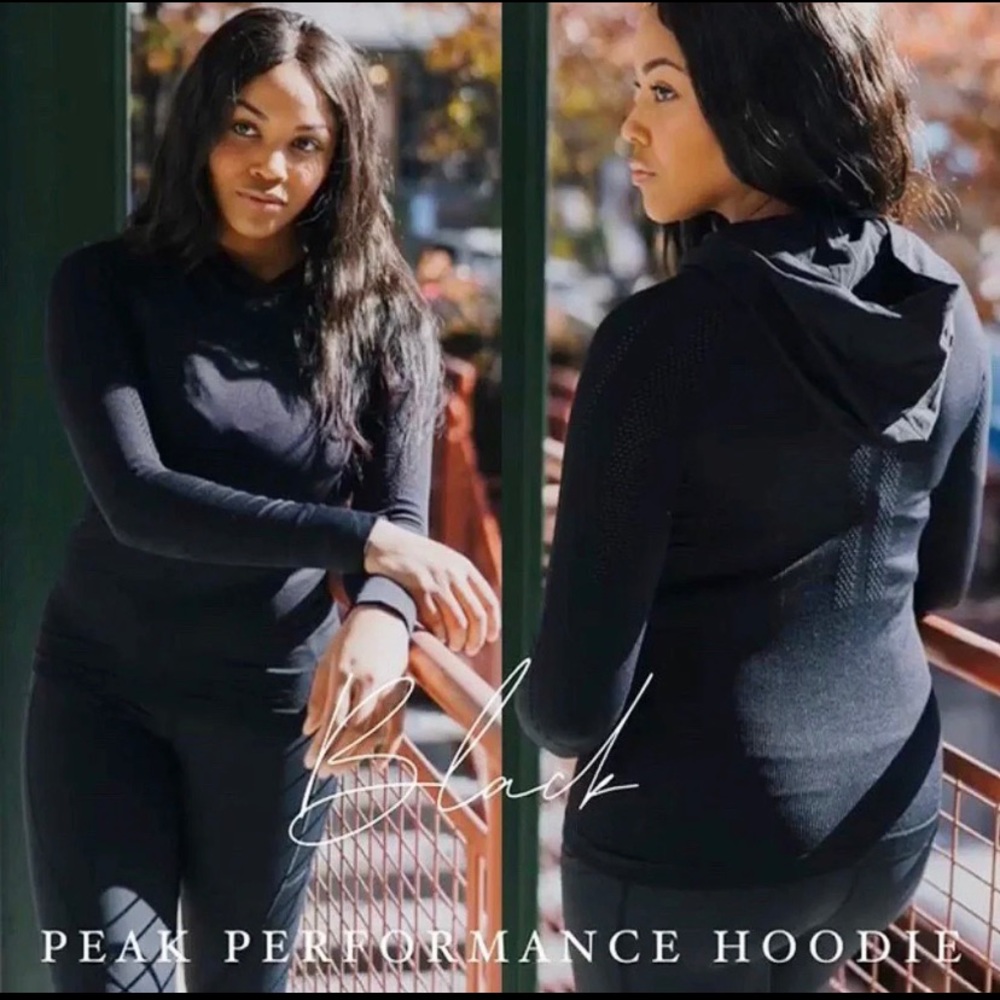EUC ZYIA black performance hoodie